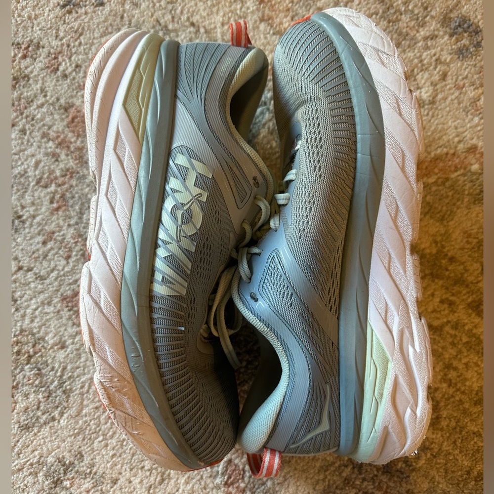 HOKA ONE ONE Bondi 7